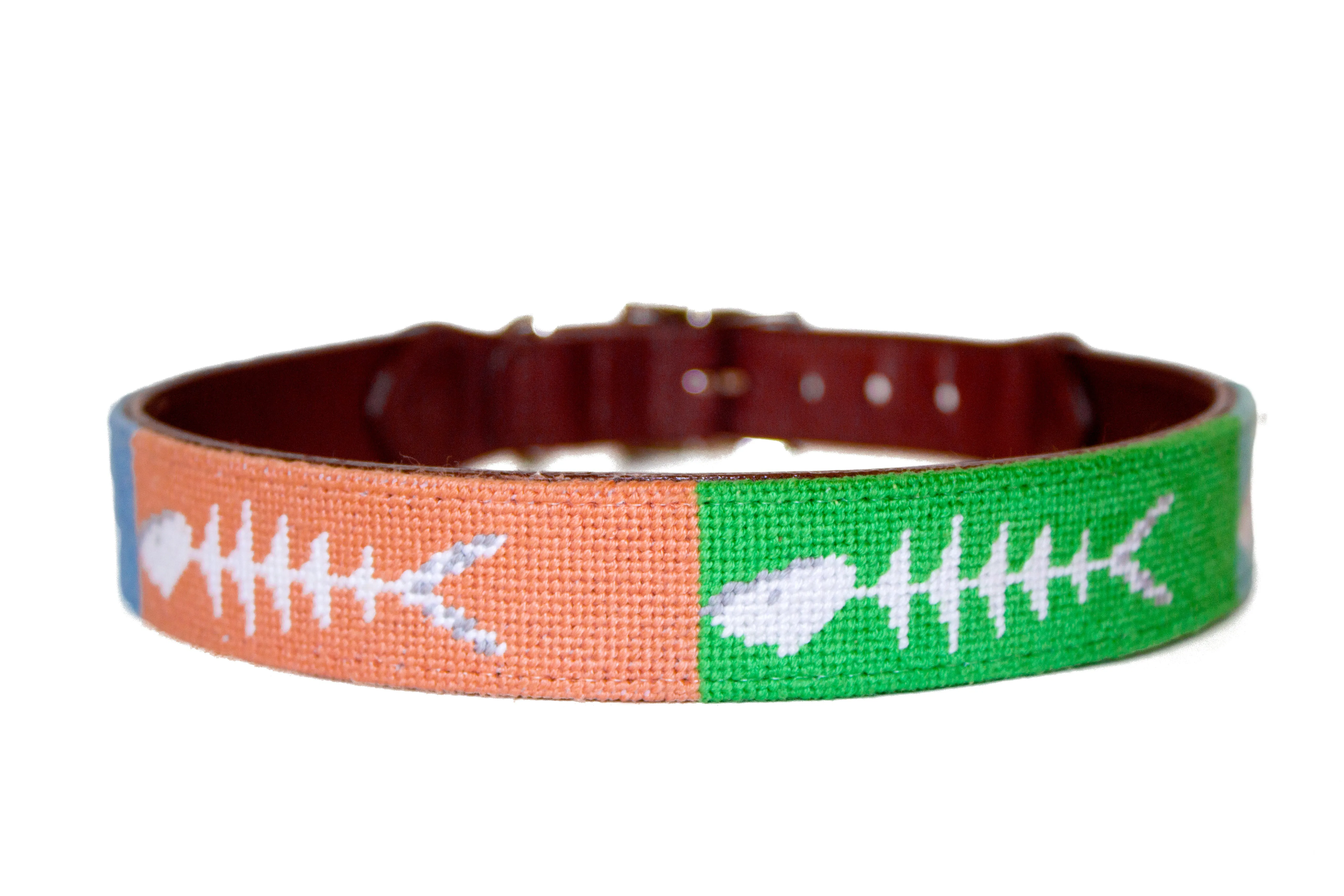 BONEFISH NEEDLEPOINT DOG COLLAR™