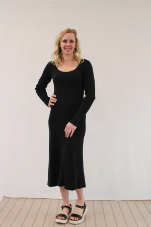 BRYNN SWEATER KNIT MAXI DRESS BY IVY & CO