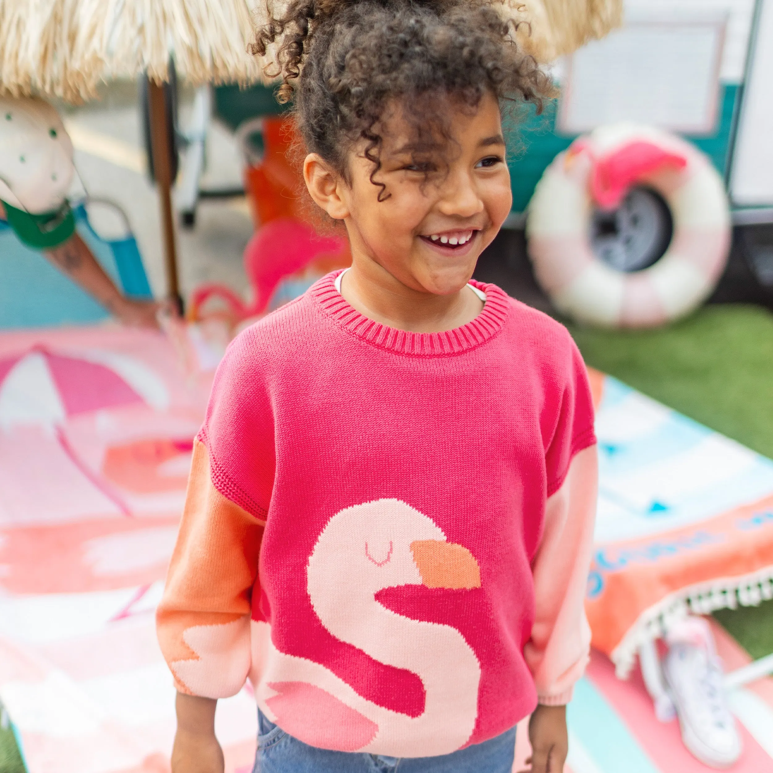 Chandail rose avec flamant, enfant||Pink sweater with flamingo, child