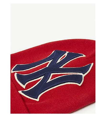 Gucci NY Yankees Embroidered Wool Beanie in Red