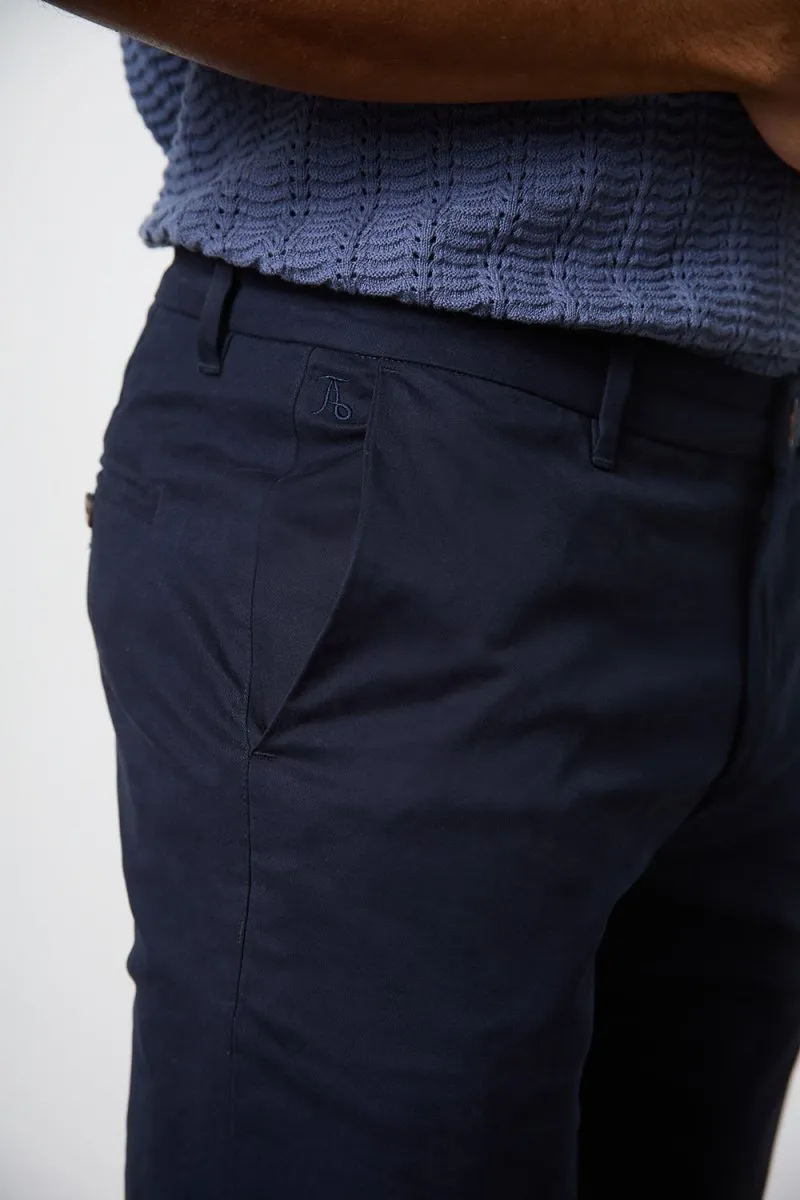 Muscle Fit Cotton Stretch Chino Trouser in Navy