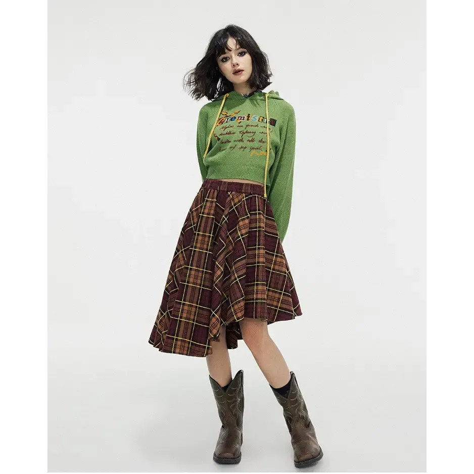 Preppy Green Cropped Hoodie with Chemistry Print and Ruffled Collar
