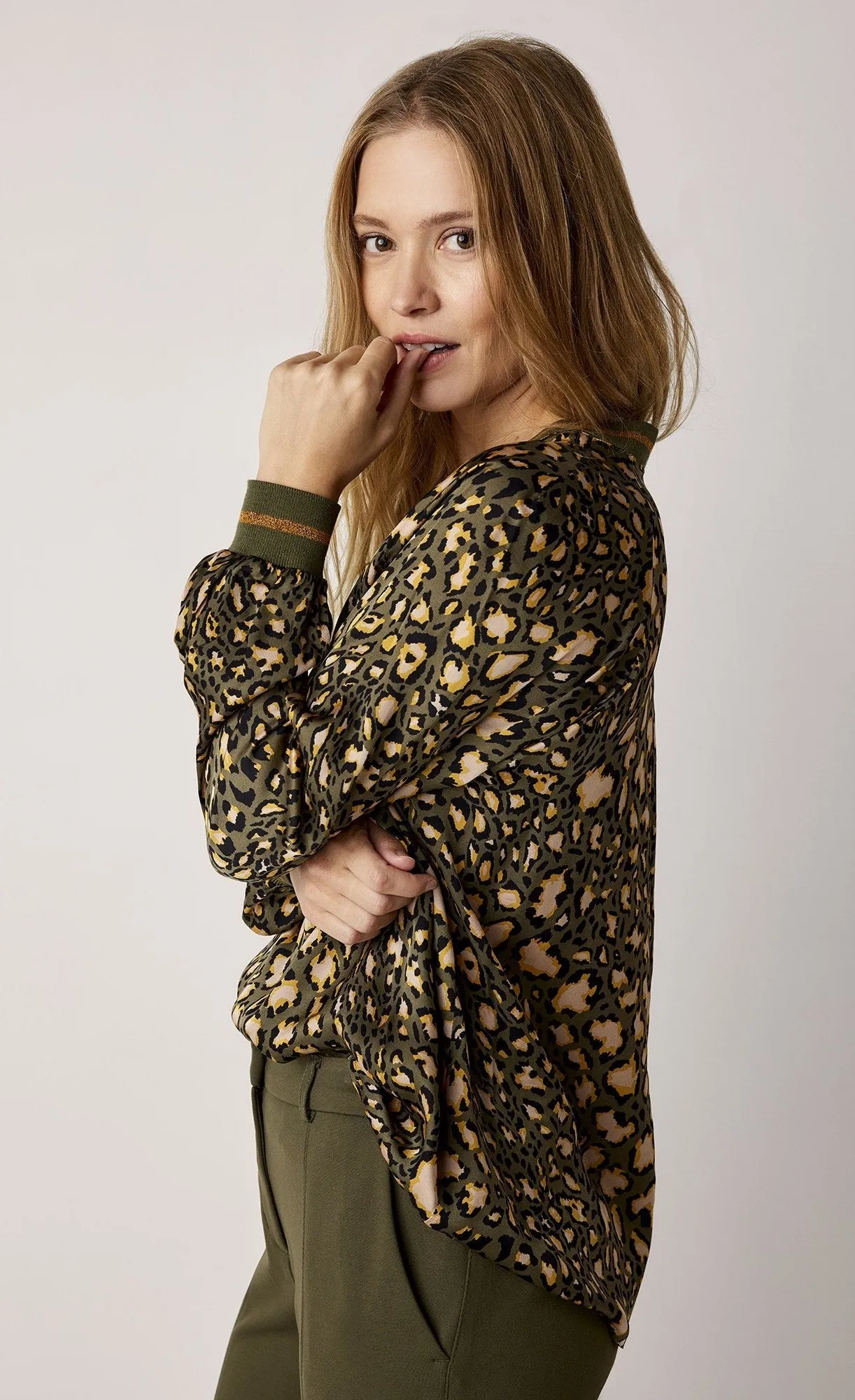 Summum Animal Print V-neck Top