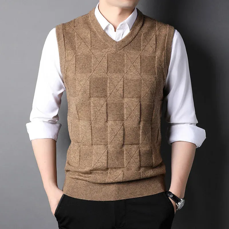 Top Grade New Fashion Brand Knit Pullover Sleeveless Sweater Vest Men V-Neck Sleeveless Preppy Trendy Casual Mens Clothes 2023