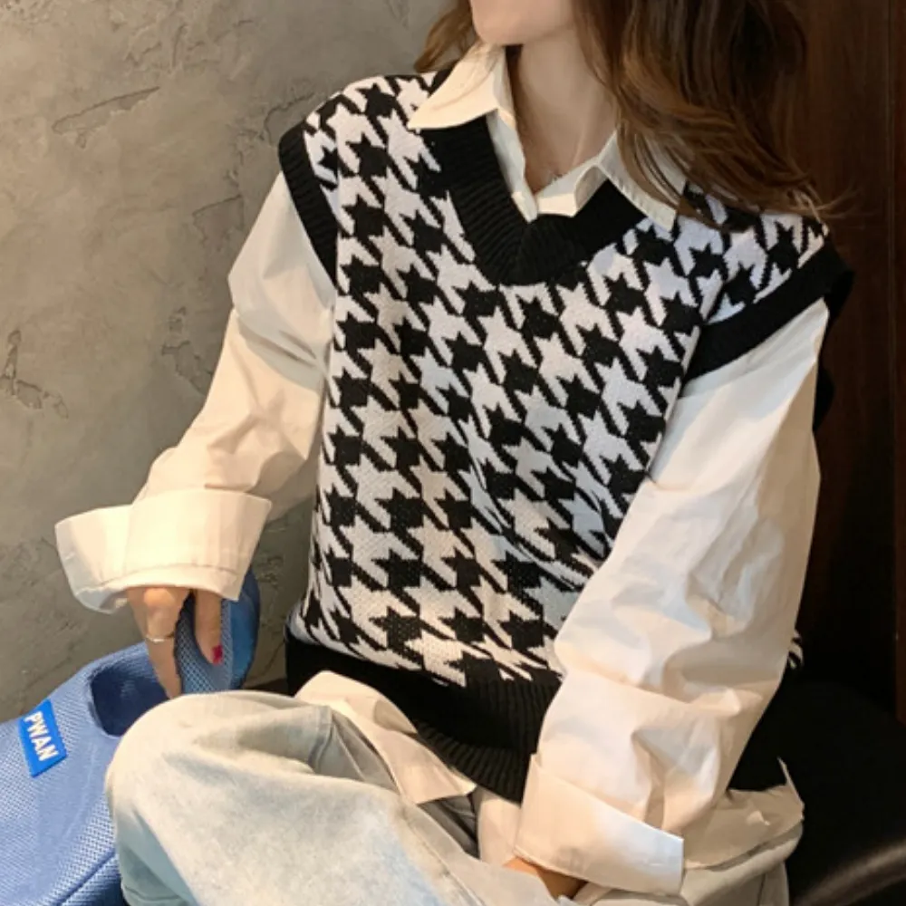 Women's Houndstooth Knitted Vest