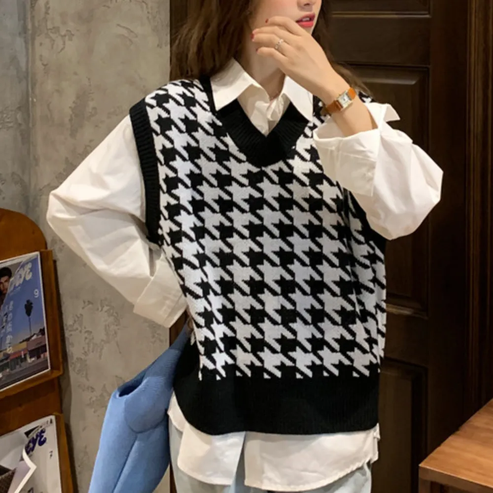 Women's Houndstooth Knitted Vest