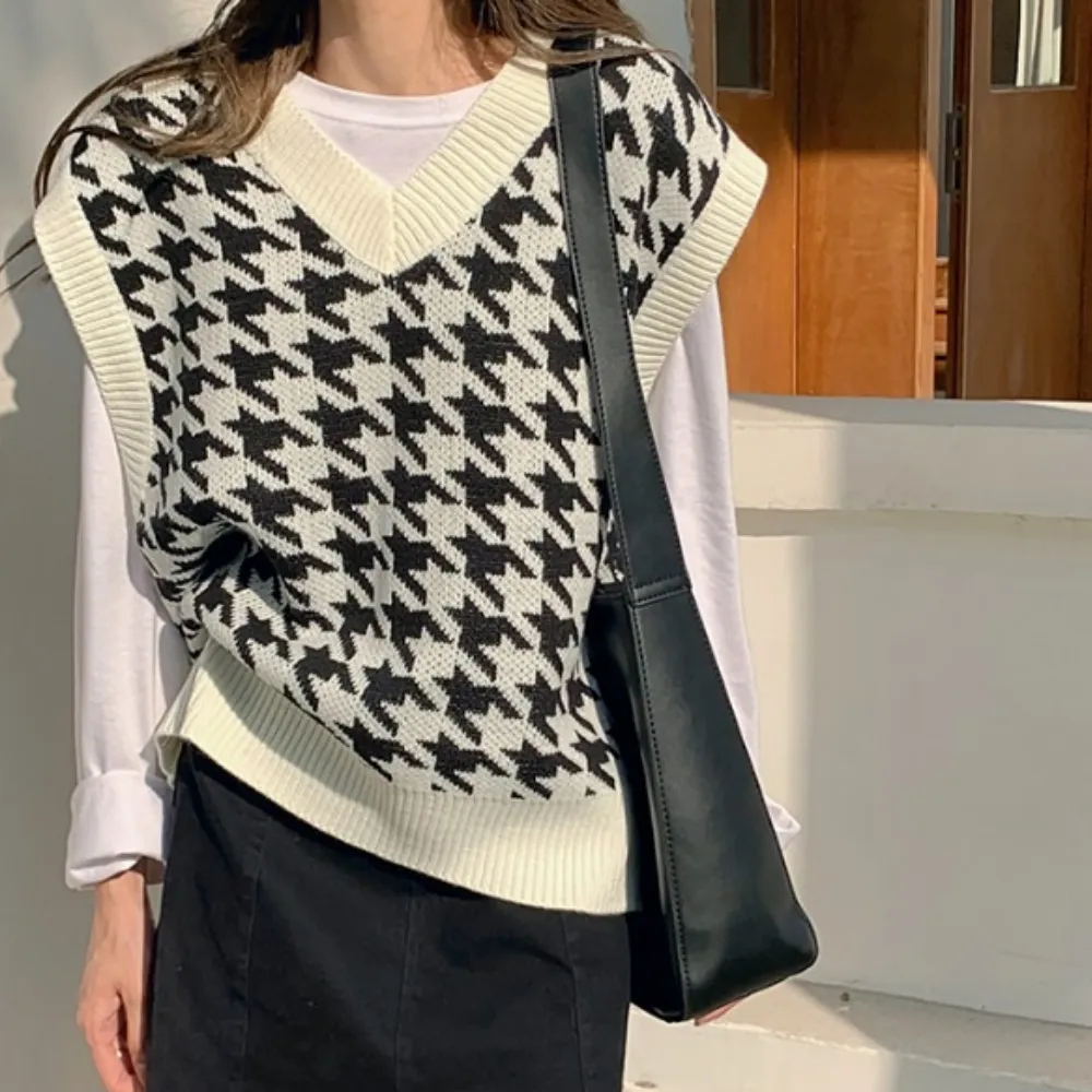 Women's Houndstooth Knitted Vest